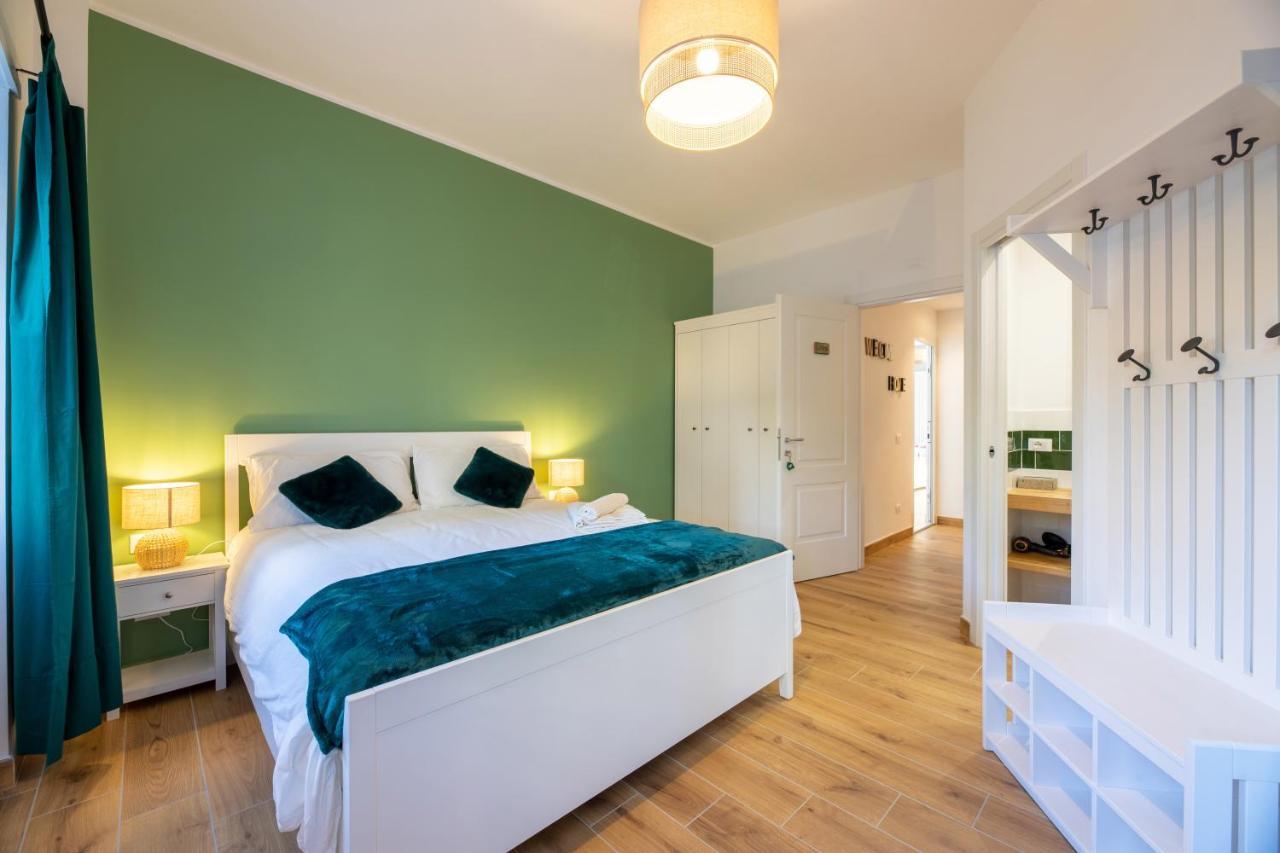 Bed & Breakfast Across The Room Roma Esterno foto